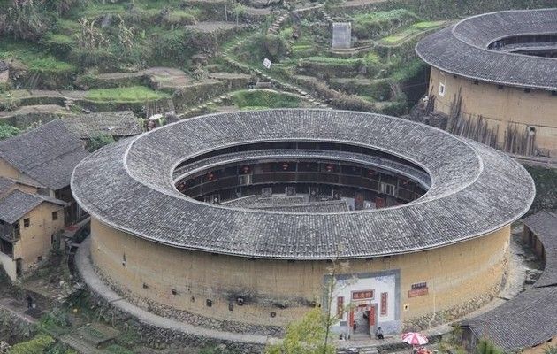 異形建筑設(shè)計(jì)說(shuō)明(功能與實(shí)用性方面,異形建筑設(shè)計(jì)說(shuō)明) 全國(guó)鋼結(jié)構(gòu)廠(chǎng) 第2張 異形建筑設(shè)計(jì)說(shuō)明(功能與實(shí)用性方面,異形建筑設(shè)計(jì)說(shuō)明) 全國(guó)鋼結(jié)構(gòu)廠(chǎng) 第2張