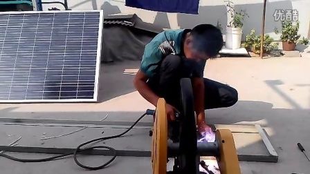 屋頂光伏板安裝視頻（屋頂光伏板安裝視頻匯總） 結(jié)構(gòu)電力行業(yè)設(shè)計(jì) 第2張