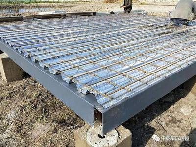 鋼結構樓層板安裝多少錢一平方人工（鋼結構樓層板安裝費用） 建筑施工圖設計 第2張