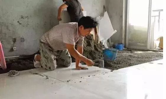 北京瓦工貼磚多少錢一平（北京瓷磚品牌推薦瓦工施工流程詳解瓷磚選購技巧指南） 結(jié)構(gòu)橋梁鋼結(jié)構(gòu)設(shè)計(jì) 第3張