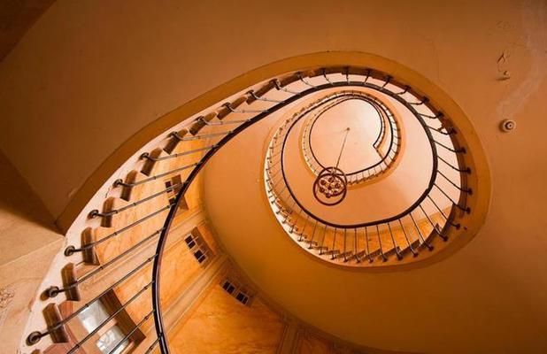 螺旋樓梯的設(shè)計(jì)方案（螺旋樓梯的設(shè)計(jì)方案要點(diǎn)） 裝飾家裝施工 第3張