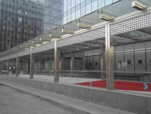 下列各項不屬于鋼筋混凝土工程的是哪一項（鋼筋混凝土工程在建筑施工中起到了什么作用？）