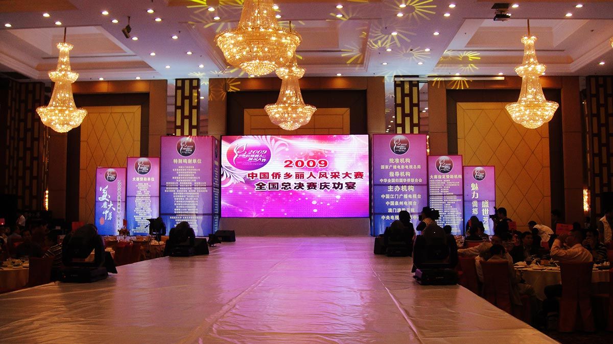 固定舞臺(tái)鋼結(jié)構(gòu)（固定舞臺(tái)鋼結(jié)構(gòu)安全檢測(cè)流程如何提高舞臺(tái)鋼結(jié)構(gòu)安全性） 鋼結(jié)構(gòu)桁架施工 第4張