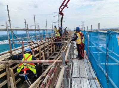 鋼結構混凝土澆筑方案（鋼結構混凝土澆筑方案主要包括以下幾個關鍵步驟） 鋼結構跳臺設計 第5張