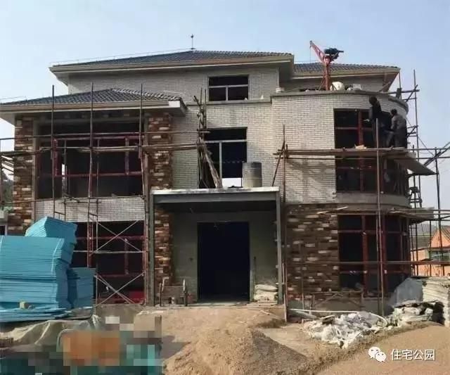 鋼結(jié)構(gòu)屋頂安裝視頻（bim技術(shù)在建筑中的應(yīng)用鋼結(jié)構(gòu)屋頂安裝視頻展示） 裝飾幕墻設(shè)計 第2張