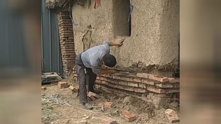 農(nóng)村已建房屋地基加固視頻（農(nóng)村已建房屋地基加固方法） 鋼結(jié)構(gòu)鋼結(jié)構(gòu)螺旋樓梯施工 第1張