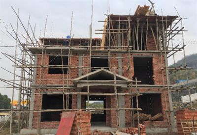 學校操場圖紙大全（關于學校操場的問題）