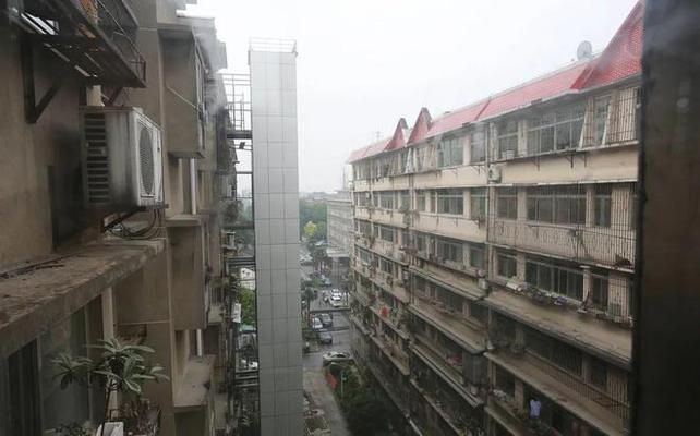 麗水舊廠房翻新施工隊(duì)（麗水舊廠房翻新施工隊(duì)的報(bào)價(jià)是怎樣的？） 北京鋼結(jié)構(gòu)設(shè)計(jì)問答