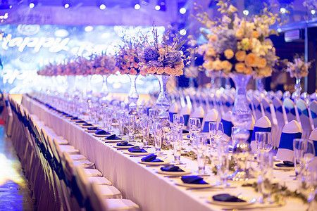 桁架上面如何插花 全國鋼結(jié)構(gòu)廠 第1張