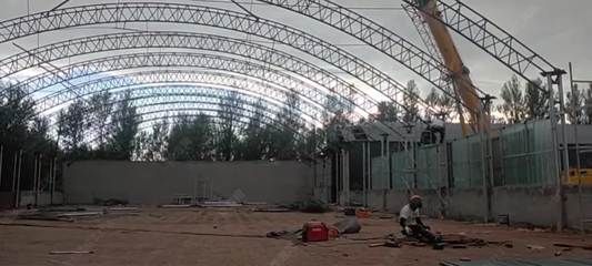 鋼結(jié)構(gòu)清包2021年價(jià)格多少錢一噸呢 裝飾家裝施工 第3張