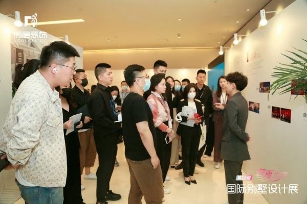 北京別墅裝修設計展 鋼結構鋼結構螺旋樓梯施工 第4張