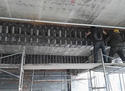 粘鋼加固工程量按什么計算（粘鋼加固工程量按什么計算粘鋼加固工程量按什么計算） 鋼結(jié)構(gòu)網(wǎng)架施工 第3張