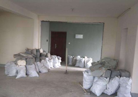 砸墻 價格 結(jié)構(gòu)地下室施工 第1張 砸墻 價格 結(jié)構(gòu)地下室施工 第1張