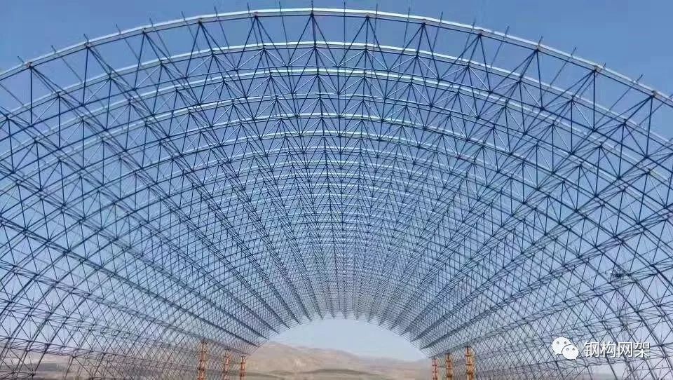 海南鋼網(wǎng)架公司（海南地區(qū)的鋼網(wǎng)架公司在提供高質(zhì)量產(chǎn)品和服務(wù)的同時也在不斷適應(yīng)市場需求） 結(jié)構(gòu)工業(yè)裝備設(shè)計 第4張