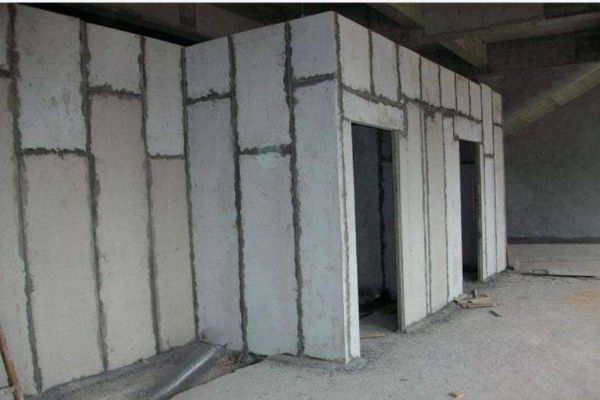 住宅建筑電氣設(shè)計規(guī)范2011版（住宅建筑電氣設(shè)計中如何平衡成本與效益？） 北京鋼結(jié)構(gòu)設(shè)計問答