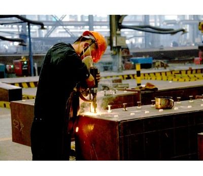 鋼結(jié)構(gòu)螺栓連接的優(yōu)缺點(diǎn)（鋼結(jié)構(gòu)螺栓連接與焊接比較） 裝飾工裝設(shè)計(jì) 第4張