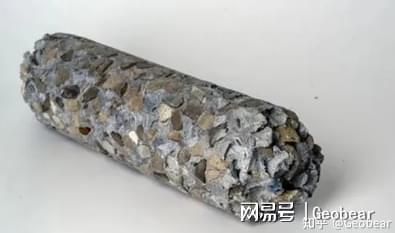 遼寧鋁塑板設(shè)計(jì)廠家有哪些地方（遼寧鋁塑板設(shè)計(jì)廠家在材料上有哪些特別之處）