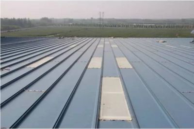 鋼結(jié)構(gòu)屋頂優(yōu)缺點(diǎn)（拱形鋼結(jié)構(gòu)屋頂具有諸多優(yōu)點(diǎn)和缺點(diǎn)和缺點(diǎn)） 鋼結(jié)構(gòu)玻璃棧道設(shè)計(jì) 第2張