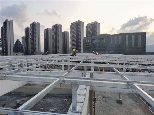 光伏屋頂加固過程中不產(chǎn)生灰塵的加固施工案例（光伏屋頂加固施工案例分析光伏屋頂加固防塵技術(shù)應(yīng)用） 結(jié)構(gòu)污水處理池施工 第1張