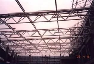 鋼結(jié)構(gòu)屋架設(shè)計(jì)報(bào)告（鋼結(jié)構(gòu)屋架荷載計(jì)算案例） 鋼結(jié)構(gòu)鋼結(jié)構(gòu)停車場(chǎng)設(shè)計(jì) 第1張