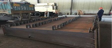 鋼結(jié)構(gòu)固定螺栓（鋼結(jié)構(gòu)螺栓在鋼結(jié)構(gòu)工程中的重要性及其施工要點(diǎn)） 鋼結(jié)構(gòu)鋼結(jié)構(gòu)螺旋樓梯設(shè)計(jì) 第2張