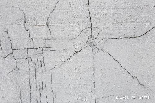 地基下沉房屋裂縫（地基下沉引起房屋裂縫） 結(jié)構(gòu)工業(yè)裝備設(shè)計(jì) 第2張