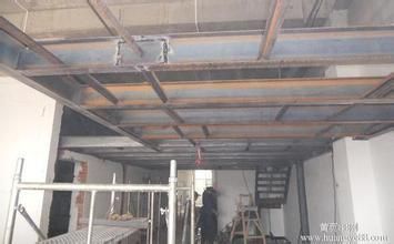 北京鋼結(jié)構(gòu)閣樓施工（北京鋼結(jié)構(gòu)閣樓施工關(guān)鍵信息解析鋼結(jié)構(gòu)閣樓施工流程） 鋼結(jié)構(gòu)玻璃棧道設(shè)計(jì) 第3張