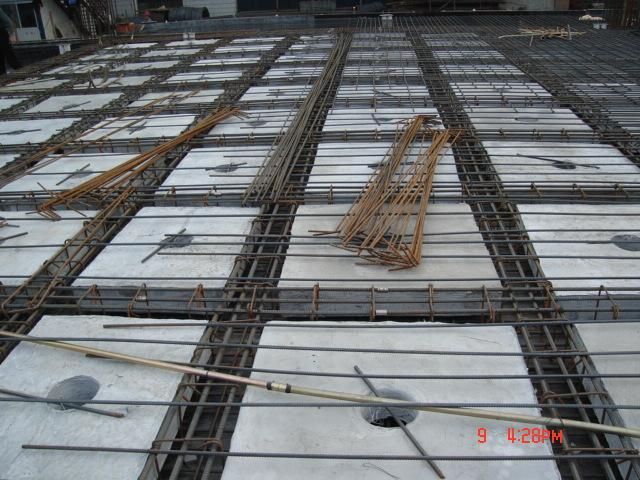 空心樓蓋板施工工藝（空心樓蓋板冬季施工技巧） 鋼結(jié)構(gòu)玻璃棧道設(shè)計(jì) 第1張