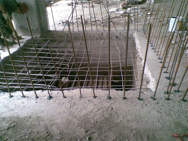 碳纖維加固人工費(fèi)（如何選擇專業(yè)加固公司碳纖維加固人工費(fèi)用） 結(jié)構(gòu)機(jī)械鋼結(jié)構(gòu)施工 第5張