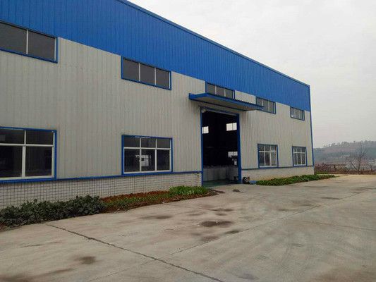 鋼結(jié)構(gòu)廠房外立面效果圖（鋼結(jié)構(gòu)廠房外立面效果圖鋼結(jié)構(gòu)廠房外立面效果圖） 鋼結(jié)構(gòu)蹦極設(shè)計 第1張