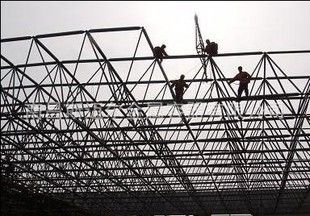 網(wǎng)架結(jié)構(gòu)施工需要什么資質(zhì)？（網(wǎng)架結(jié)構(gòu)施工所需的資質(zhì)） 鋼結(jié)構(gòu)桁架施工 第5張