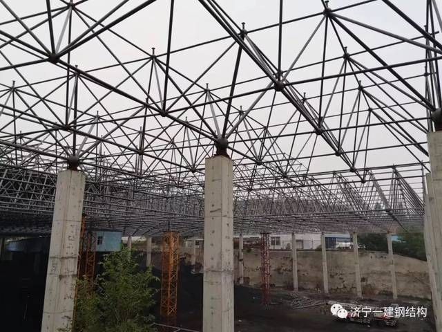 網(wǎng)架結構工程（網(wǎng)架結構工程施工）