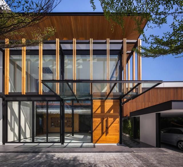 二層鋼結(jié)構(gòu)樓房15米寬14米長(zhǎng)(二層鋼結(jié)構(gòu)樓房抗震性能如何選擇合適的施工隊(duì)伍) 鋼結(jié)構(gòu)玻璃棧道設(shè)計(jì) 第4張 二層鋼結(jié)構(gòu)樓房15米寬14米長(zhǎng)(二層鋼結(jié)構(gòu)樓房抗震性能如何選擇合適的施工隊(duì)伍) 鋼結(jié)構(gòu)玻璃棧道設(shè)計(jì) 第4張