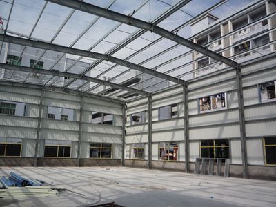 鋼結(jié)構(gòu)幕墻工程（國(guó)內(nèi)外鋼結(jié)構(gòu)幕墻比較） 鋼結(jié)構(gòu)桁架施工 第5張