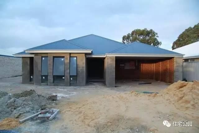 鋼結(jié)構(gòu)房屋平房（鋼結(jié)構(gòu)房屋平房是一種采用輕鋼龍骨作為主要材料的建筑方式） 鋼結(jié)構(gòu)跳臺施工 第3張