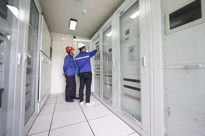 光伏屋頂加固合同安全（光伏屋頂加固合同安全性是確保光伏系統(tǒng)長期穩(wěn)定運(yùn)行的關(guān)鍵） 結(jié)構(gòu)工業(yè)裝備施工 第1張