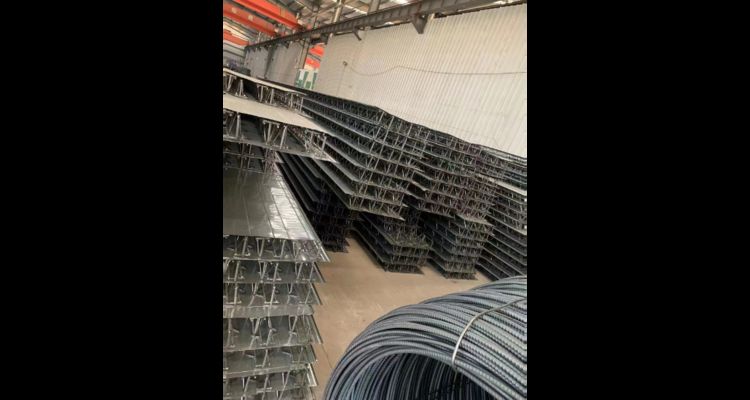 北京桁架制造公司怎么樣?。ū本╄旒苤圃旃驹谛袠I(yè)內具有一定的知名度和影響力） 建筑方案施工 第2張