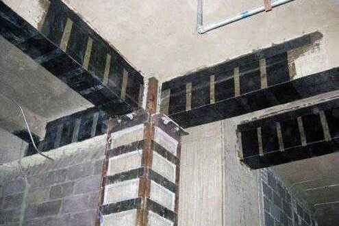 加固包鋼施工工藝視頻（加固包鋼施工工藝的視頻） 鋼結(jié)構(gòu)鋼結(jié)構(gòu)停車場(chǎng)設(shè)計(jì) 第1張