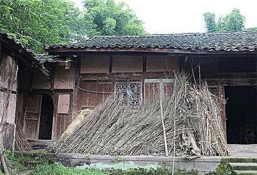 屋面升高（屋面升高可以通過多種施工方法實現(xiàn)） 結(jié)構(gòu)地下室設計 第3張