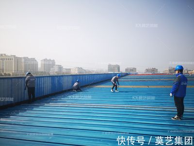 屋頂防水翻新施工方案（屋頂防水翻新施工） 鋼結(jié)構(gòu)玻璃棧道施工 第3張