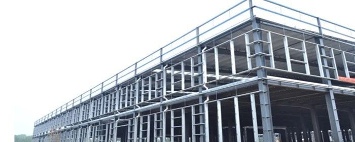 鋼構(gòu)廠房壽命多少年（影響鋼構(gòu)廠房使用壽命的因素） 結(jié)構(gòu)框架施工 第1張