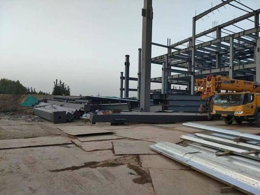 鋼構(gòu)廠房高度10米適不適合用鋼筋混凝土柱子（鋼構(gòu)廠房高度10米是否適合使用鋼筋混凝土柱子？） 建筑施工圖設(shè)計(jì) 第3張