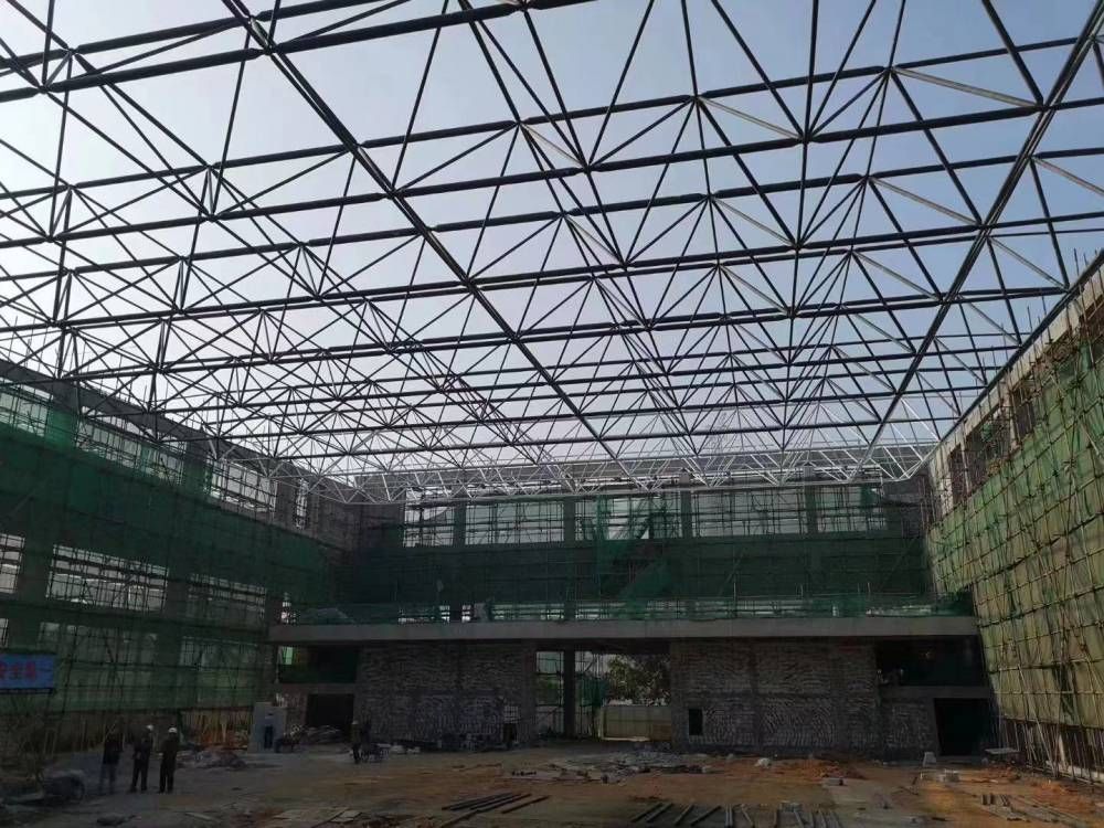 采光頂鋼結(jié)構(gòu)設(shè)計規(guī)范標(biāo)準(zhǔn)要求(采光頂鋼結(jié)構(gòu)設(shè)計規(guī)范標(biāo)準(zhǔn)包括以下幾個方面包括以下幾個方面) 北京加固設(shè)計(加固設(shè)計公司) 第5張 采光頂鋼結(jié)構(gòu)設(shè)計規(guī)范標(biāo)準(zhǔn)要求(采光頂鋼結(jié)構(gòu)設(shè)計規(guī)范標(biāo)準(zhǔn)包括以下幾個方面包括以下幾個方面) 北京加固設(shè)計(加固設(shè)計公司) 第5張