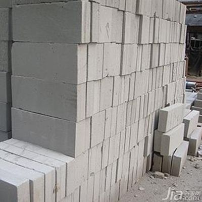 老小區(qū)拆了60平米怎么賠償濟南（在濟南老小區(qū)拆除60平米的面積，居民們?nèi)绾潍@得賠償？） 北京鋼結(jié)構(gòu)設(shè)計問答