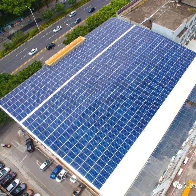 安裝光伏屋頂發(fā)電（光伏屋頂發(fā)電的注意事項(xiàng)） 全國(guó)鋼結(jié)構(gòu)廠 第5張