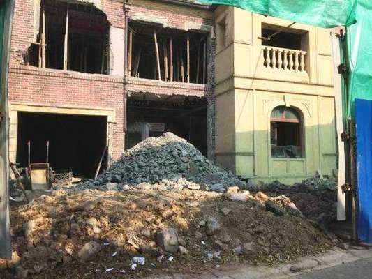 別墅改造擴(kuò)建算不算違建呢（別墅改造擴(kuò)建是否屬于違建） 鋼結(jié)構(gòu)網(wǎng)架施工 第3張