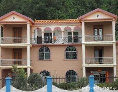 別墅可以加層嗎 鋼結(jié)構(gòu)玻璃棧道設(shè)計(jì) 第5張 別墅可以加層嗎 鋼結(jié)構(gòu)玻璃棧道設(shè)計(jì) 第5張