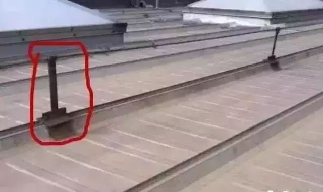 安裝光伏屋頂會(huì)不會(huì)漏水 結(jié)構(gòu)污水處理池施工 第3張