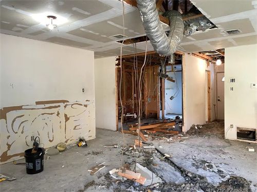 老房子翻新算違建嗎（老房子翻新是否算違建） 建筑施工圖設(shè)計 第1張