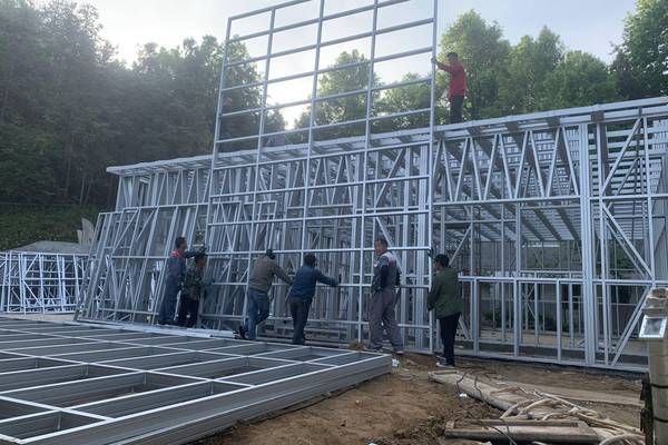 鋼結(jié)構(gòu)房屋一般多少錢（鋼結(jié)構(gòu)房屋一平方價格是多少）